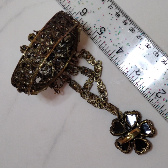 Set of 3 Cuff Bracelets Excellent Condition - Picture 6 of 8
